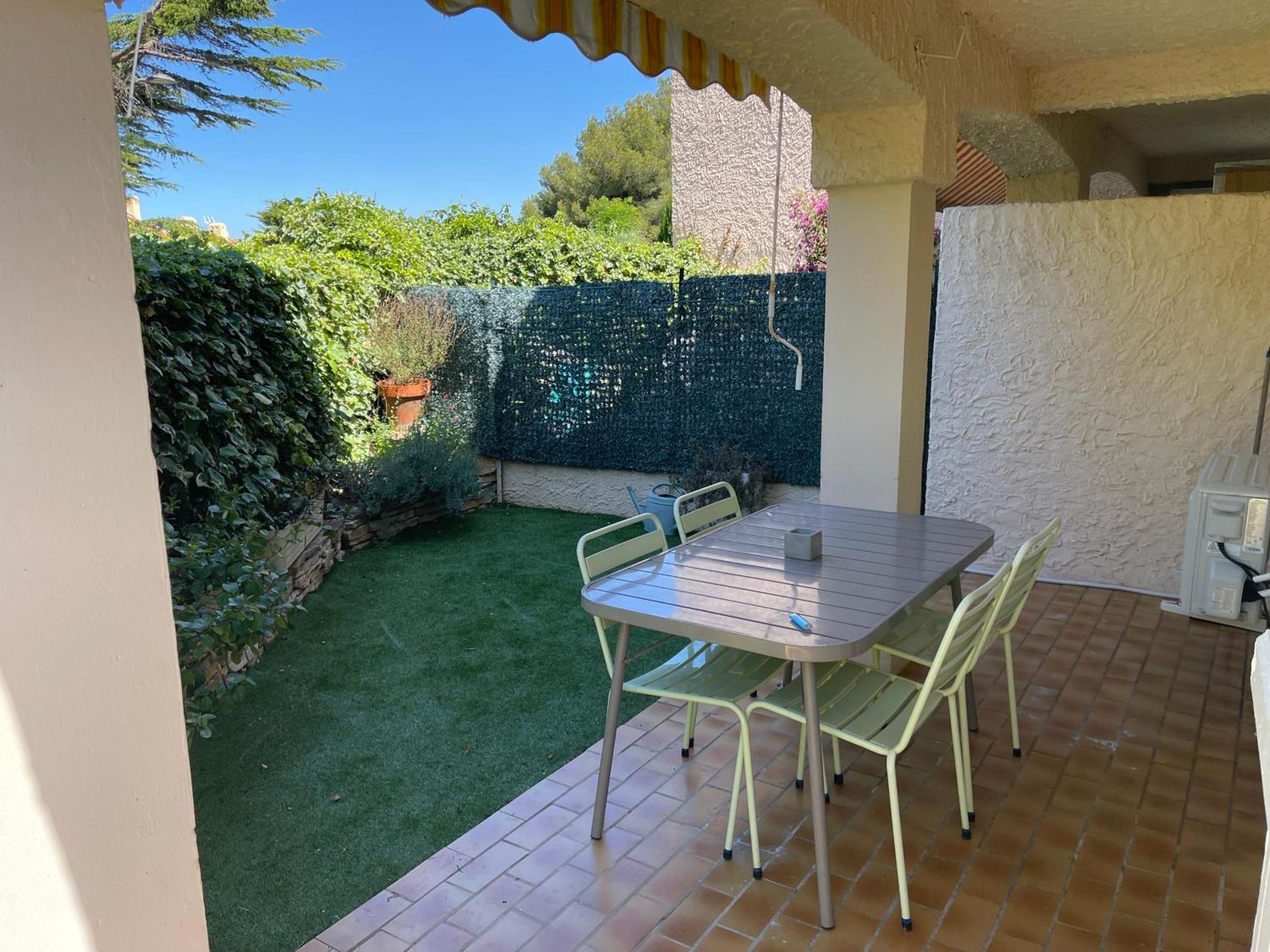 Appart-St Cyr Sur Mer-La Madrague-4Pers-Parking Saint-Cyr-sur-Mer Exterior photo