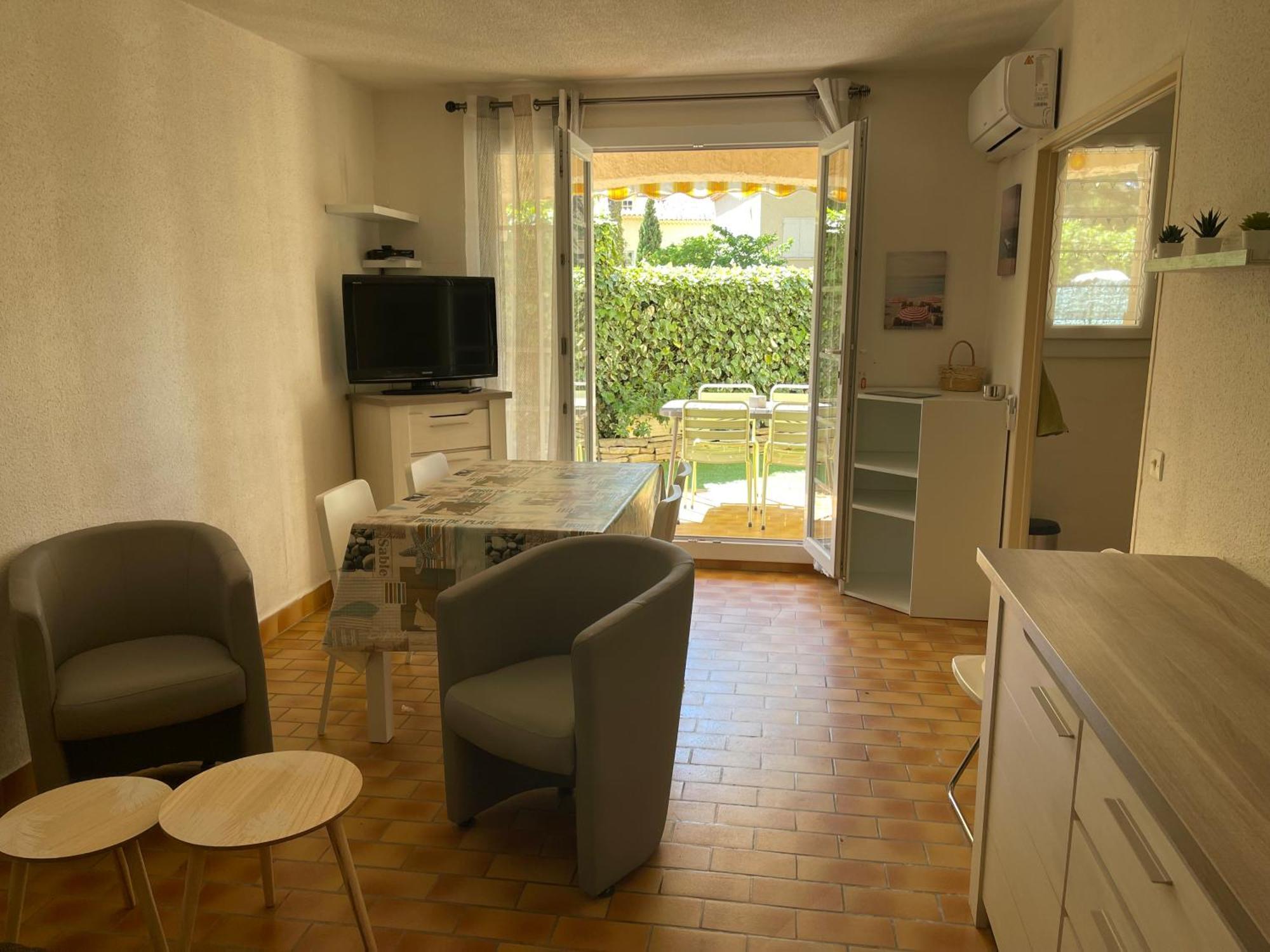 Appart-St Cyr Sur Mer-La Madrague-4Pers-Parking Saint-Cyr-sur-Mer Exterior photo