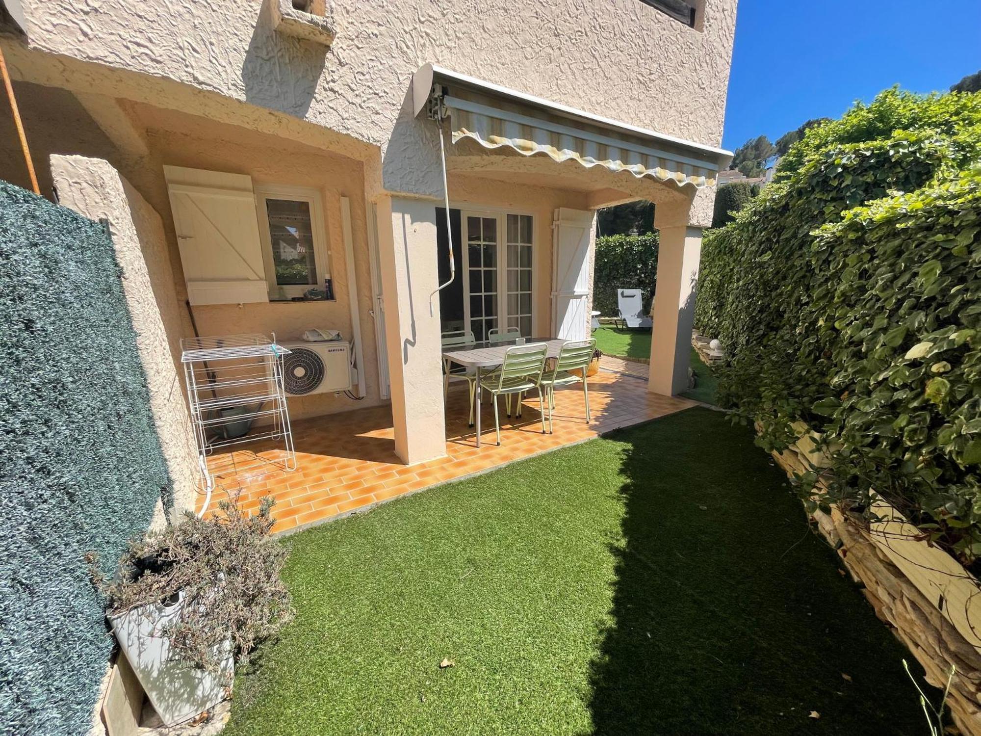 Appart-St Cyr Sur Mer-La Madrague-4Pers-Parking Saint-Cyr-sur-Mer Exterior photo